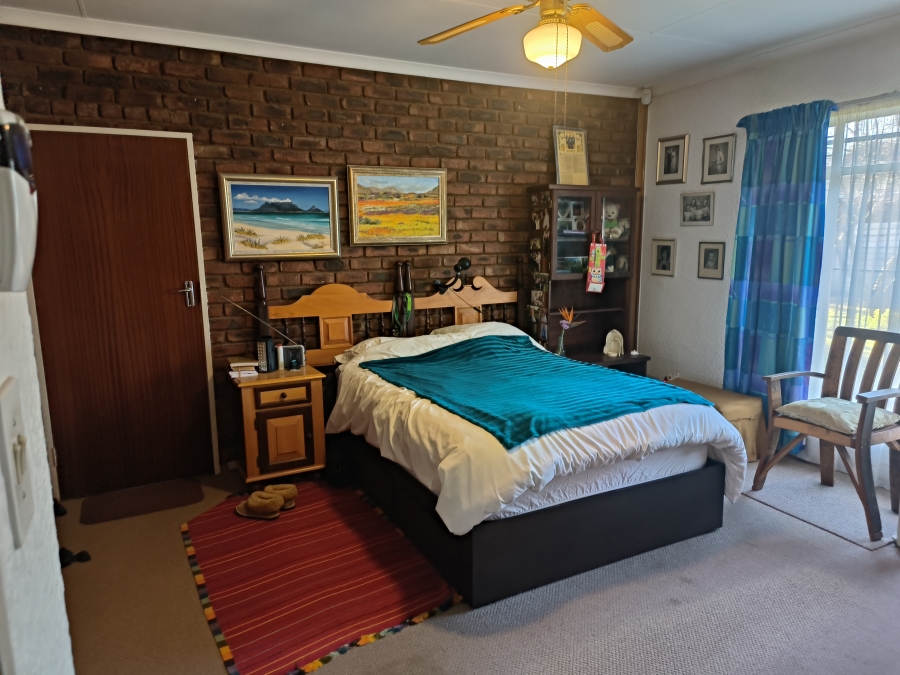 3 Bedroom Property for Sale in Miederpark North West
